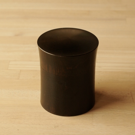 奥の麻衣子 茶筒（千筋・小・黒） 画像